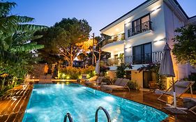 Cunda Pıer Otel